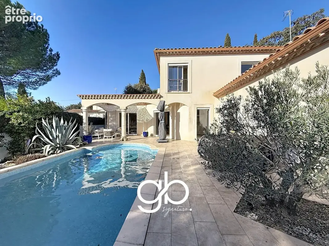 Villa 5 pièces de 190 m2 avec piscine - Le Crès ( 34920 ) - photo 2