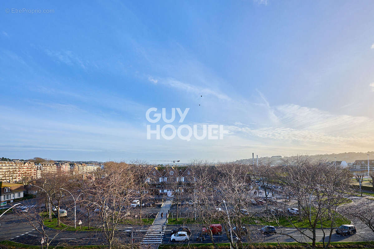 Appartement à DEAUVILLE