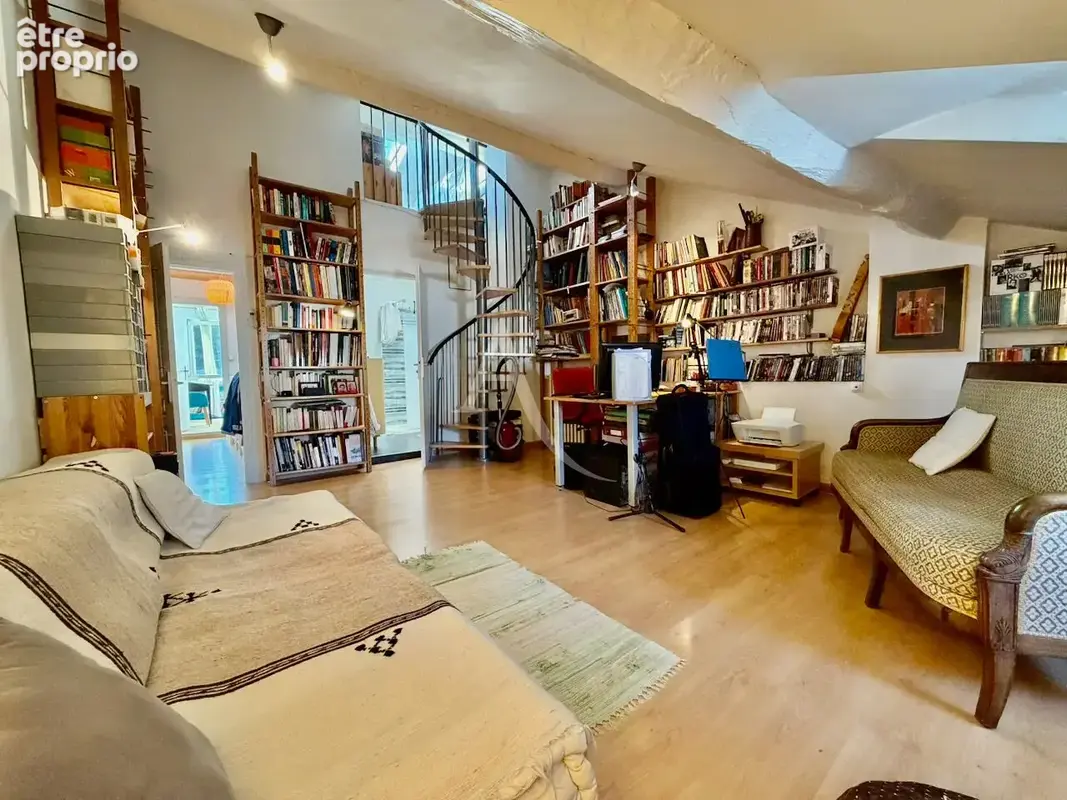 Immeuble de 1900 à Épinal : grand appartement, local et terrasses - photo 16