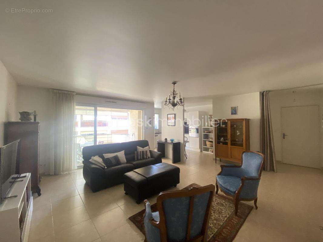 Appartement à HYERES