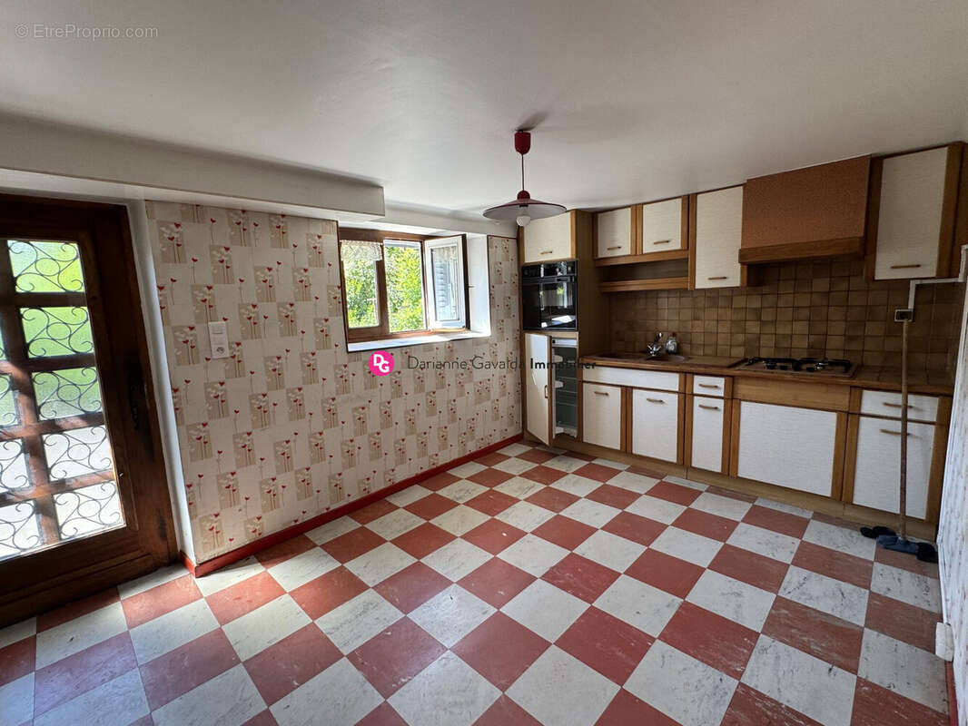 Maison 140 m² à Decazeville  - photo 9