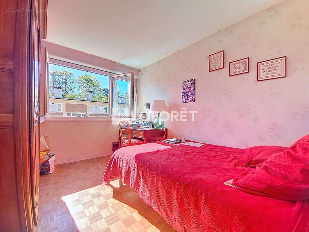 Appartement à VERNEUIL-SUR-SEINE