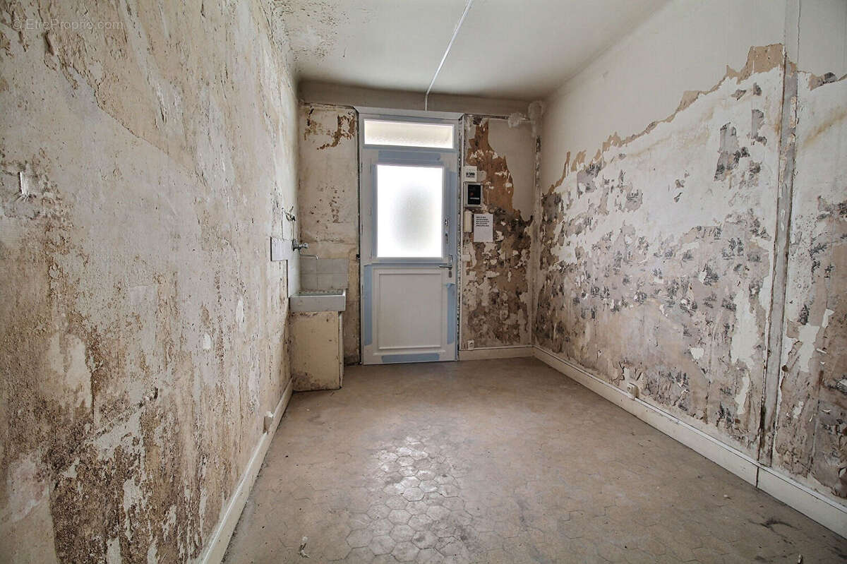 Appartement à LA GARENNE-COLOMBES