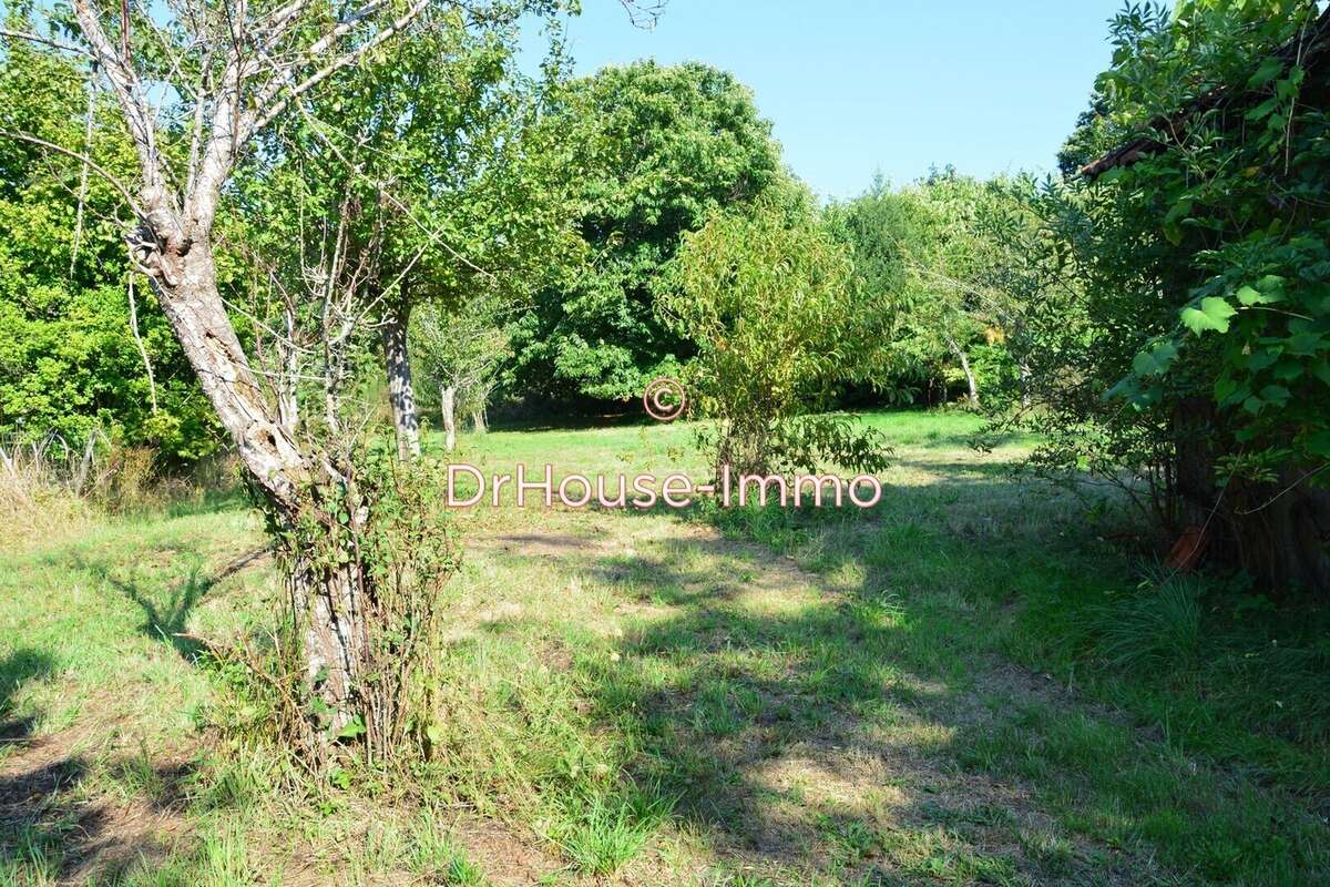 Terrain à BUSSIERE-GALANT