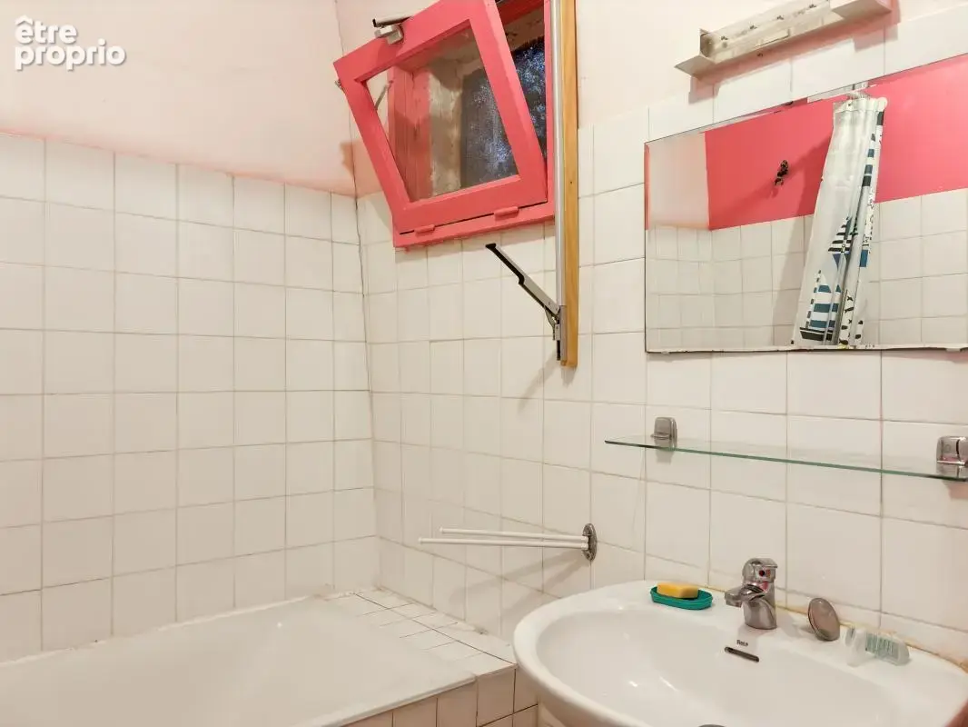 Lectoure, centre historique, maison de ville de plus de 80 m2 habitables - photo 9