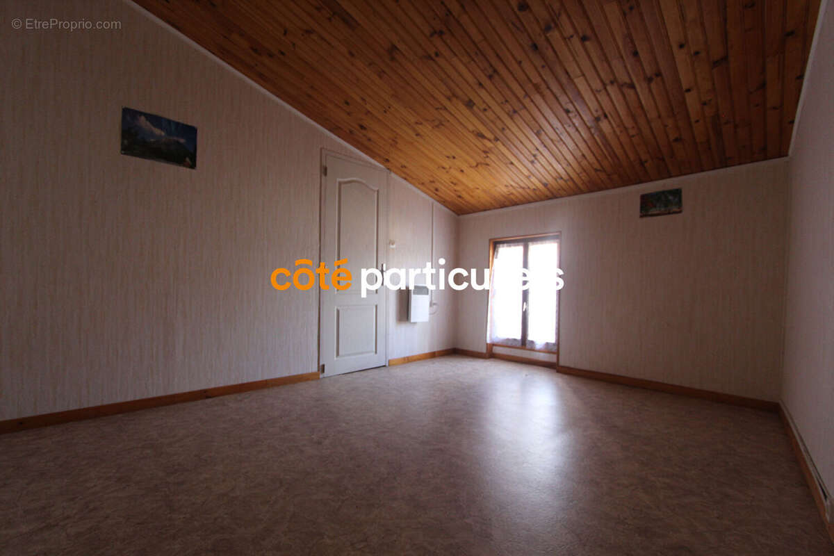 Maison à SAINT-MICHEL-EN-L&#039;HERM