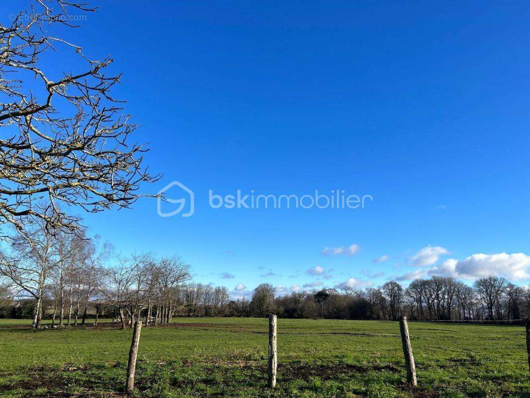 Maison à LA CHAPELLE-SAINT-AUBIN
