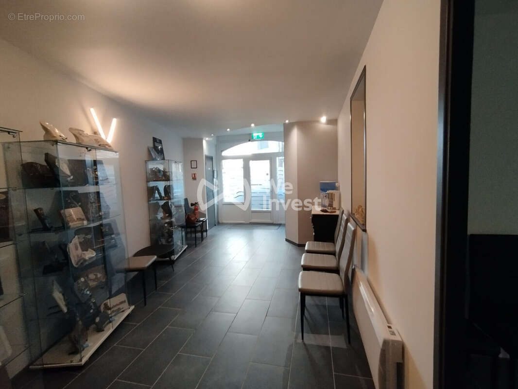 Commerce à MAROILLES