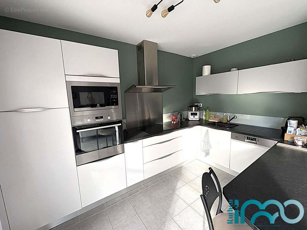 Maison à LE MONASTERE