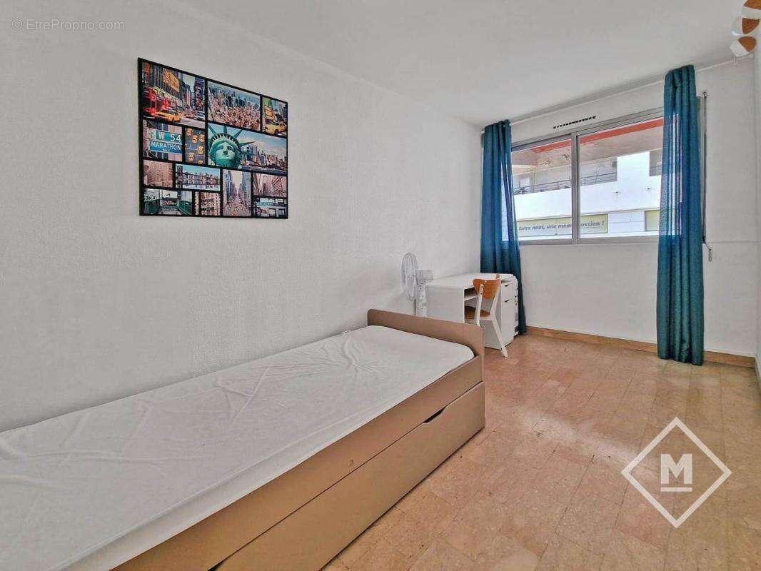 Appartement à MARSEILLE-7E