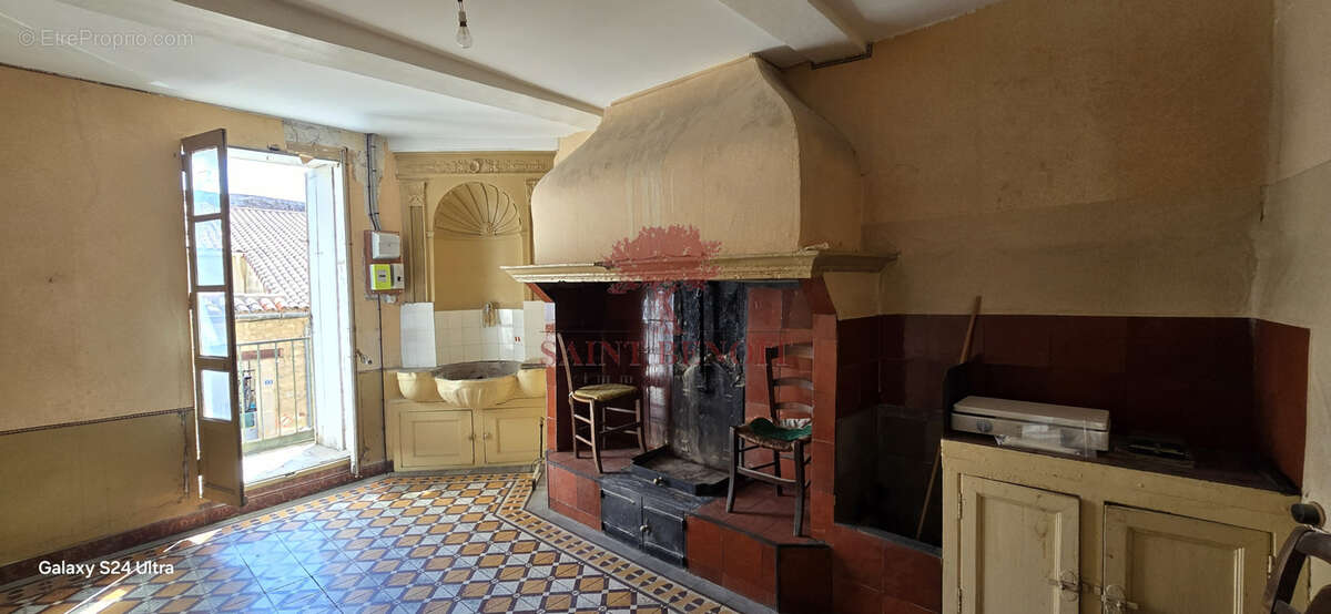 Maison à NEBIAN