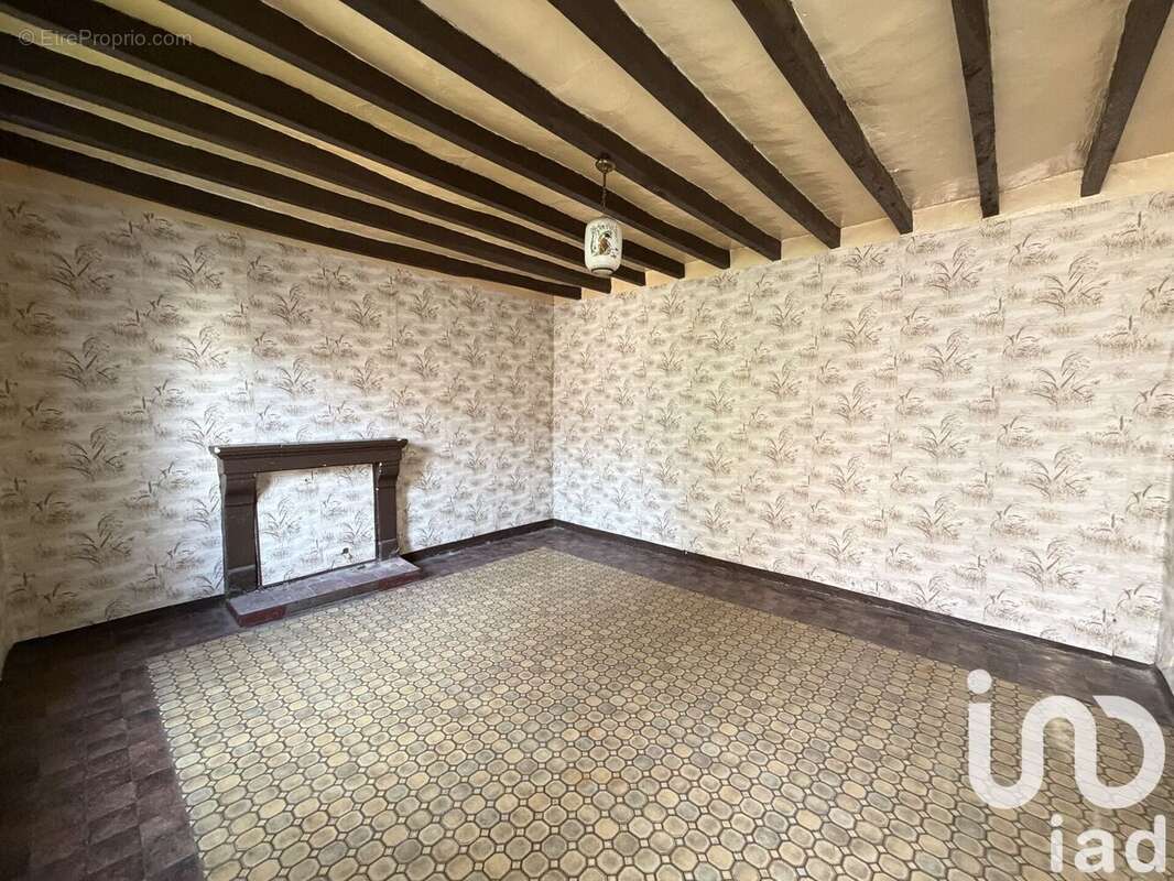 Photo 2 - Maison à YVRE-LE-POLIN