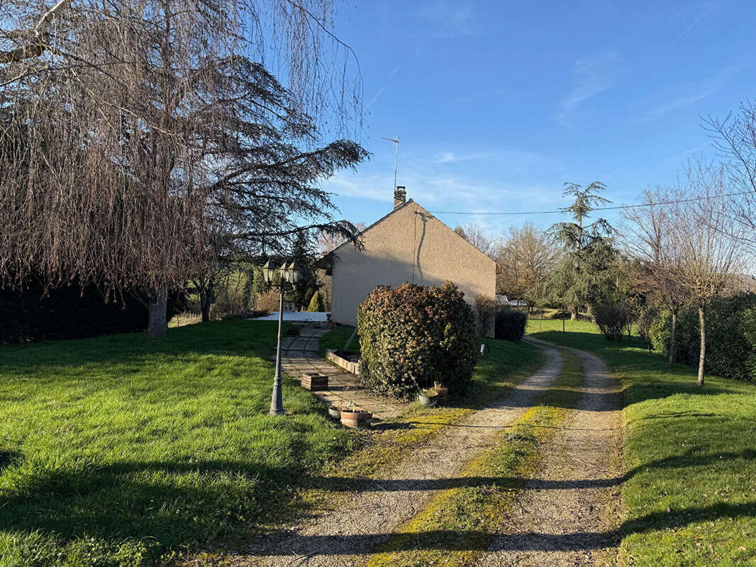 PERREUIL, maison sur sous-sol avec terrain - photo 10