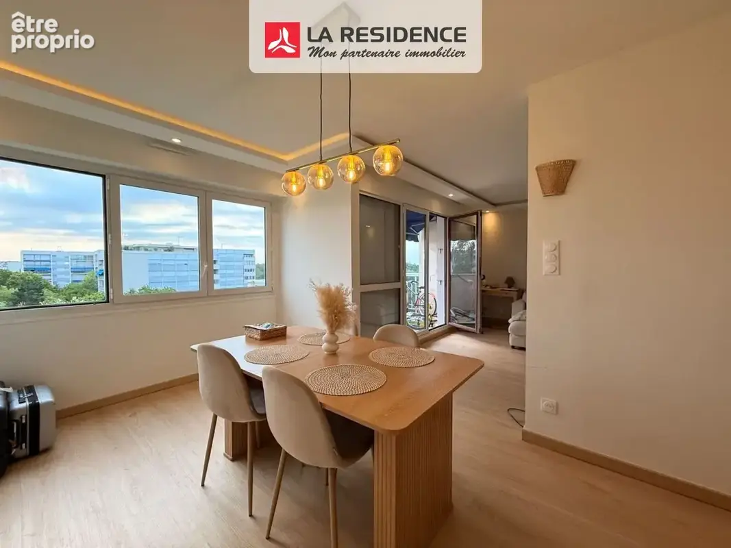 Appartement à VELIZY-VILLACOUBLAY