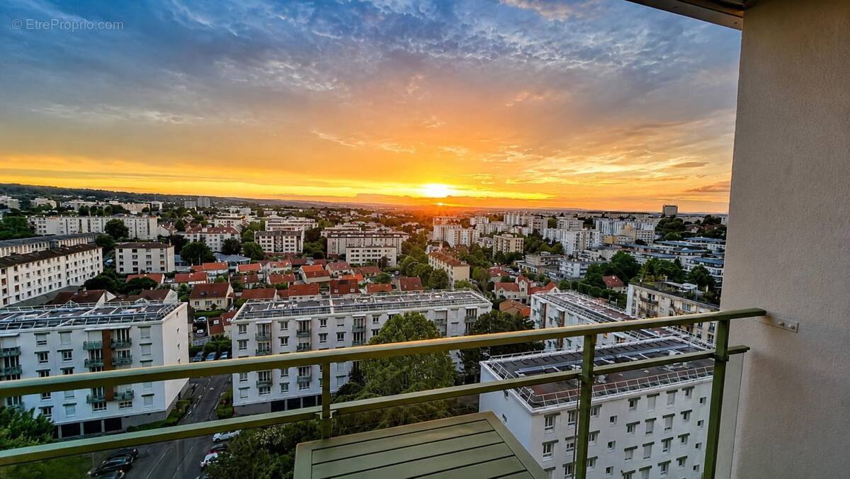 Appartement à RUEIL-MALMAISON