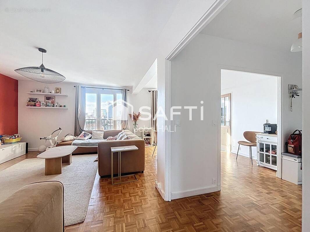 Photo 1 - Appartement à COURBEVOIE