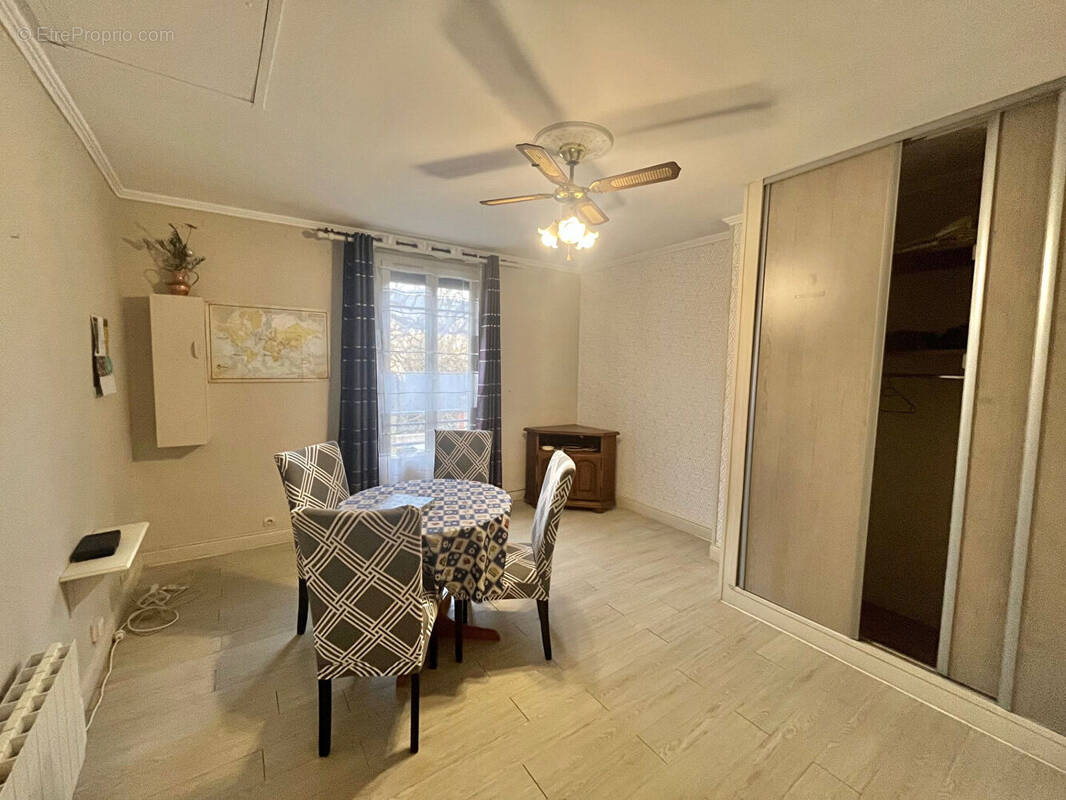 Appartement à LE RAINCY