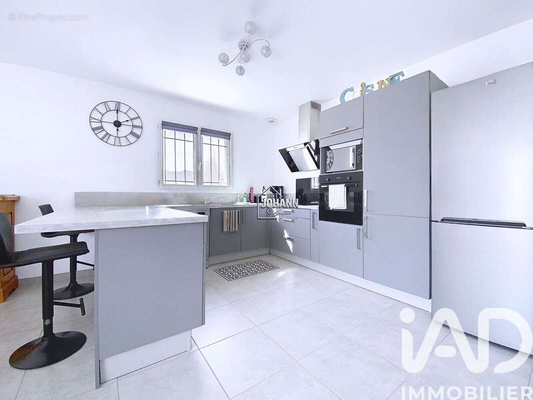 Photo 2 - Maison à VAISON-LA-ROMAINE