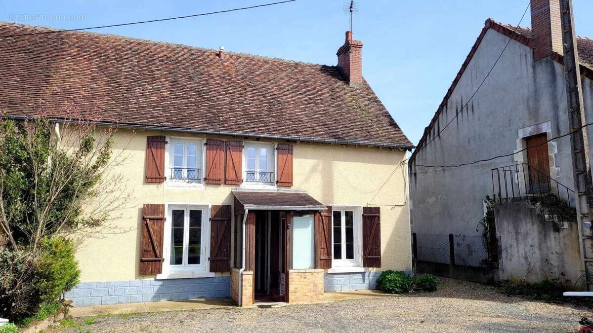 Maison à LA CHARITE-SUR-LOIRE