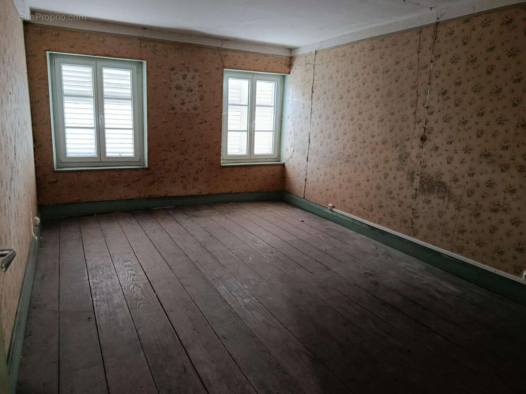 Maison à BOURDONNAY