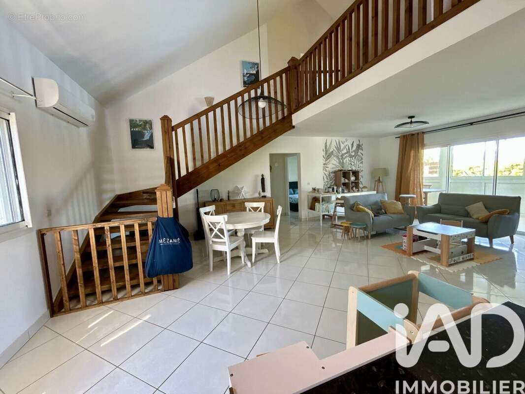 Maison 172 m² à Saint-Joseph  - photo 4