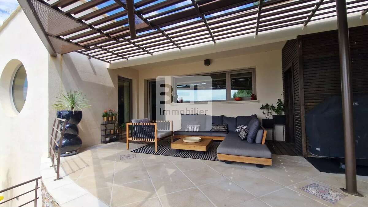 Maison à VILLENEUVE-LES-AVIGNON