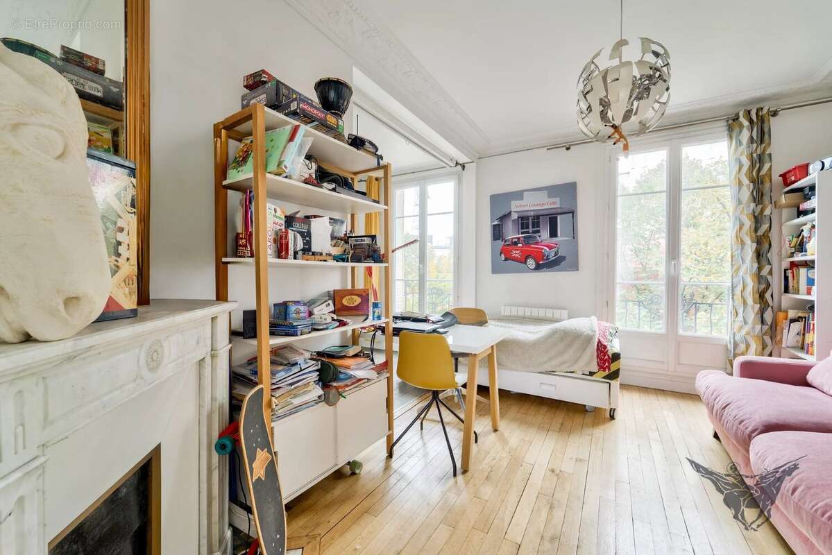 Appartement à PARIS-20E