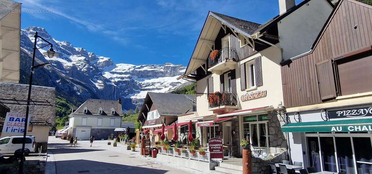 Commerce à GEDRE