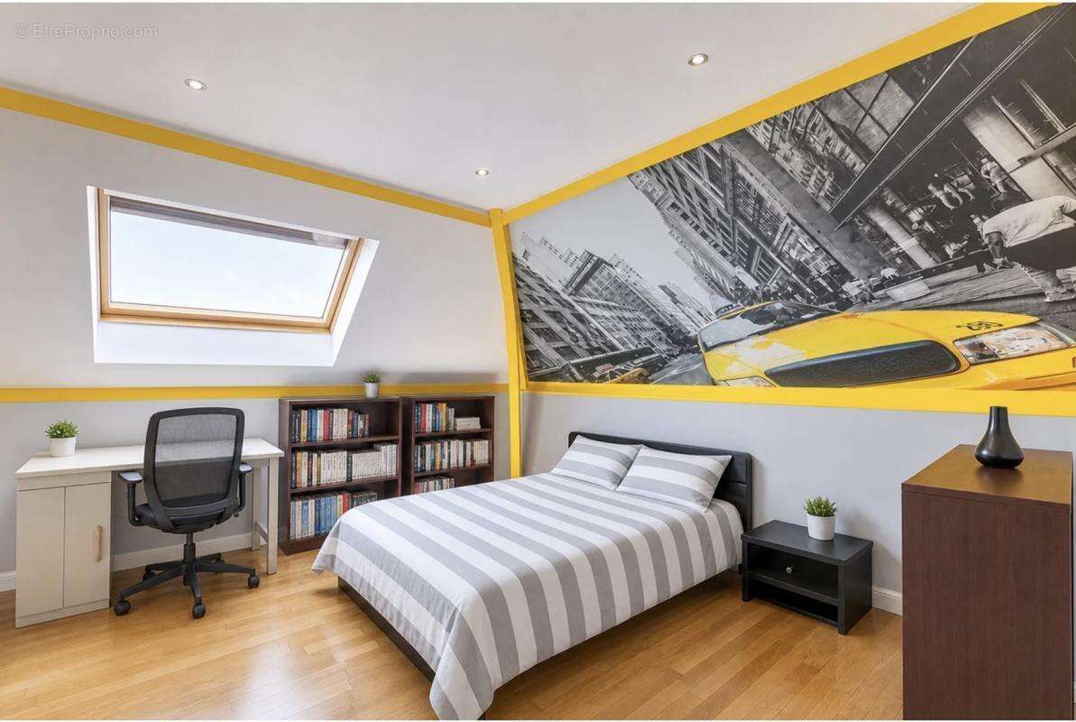 Maison 330 m² à Mions  - photo 10