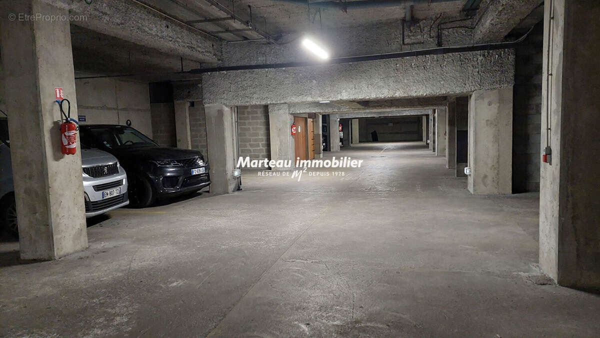 Parking à LE MANS