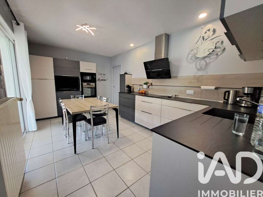 Photo 3 - Maison à LA MERLATIERE