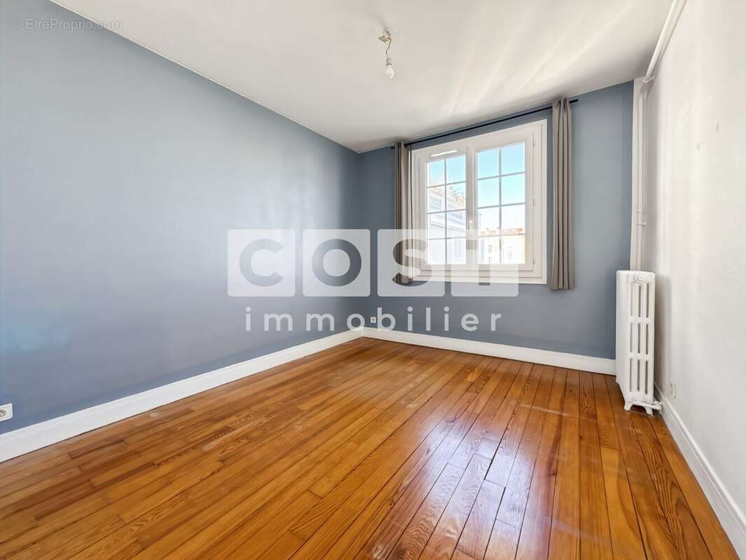 Appartement à BOIS-COLOMBES