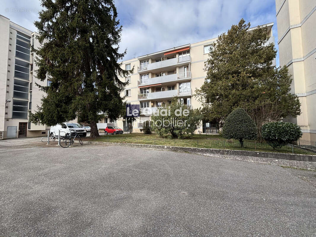 Appartement à GRENOBLE