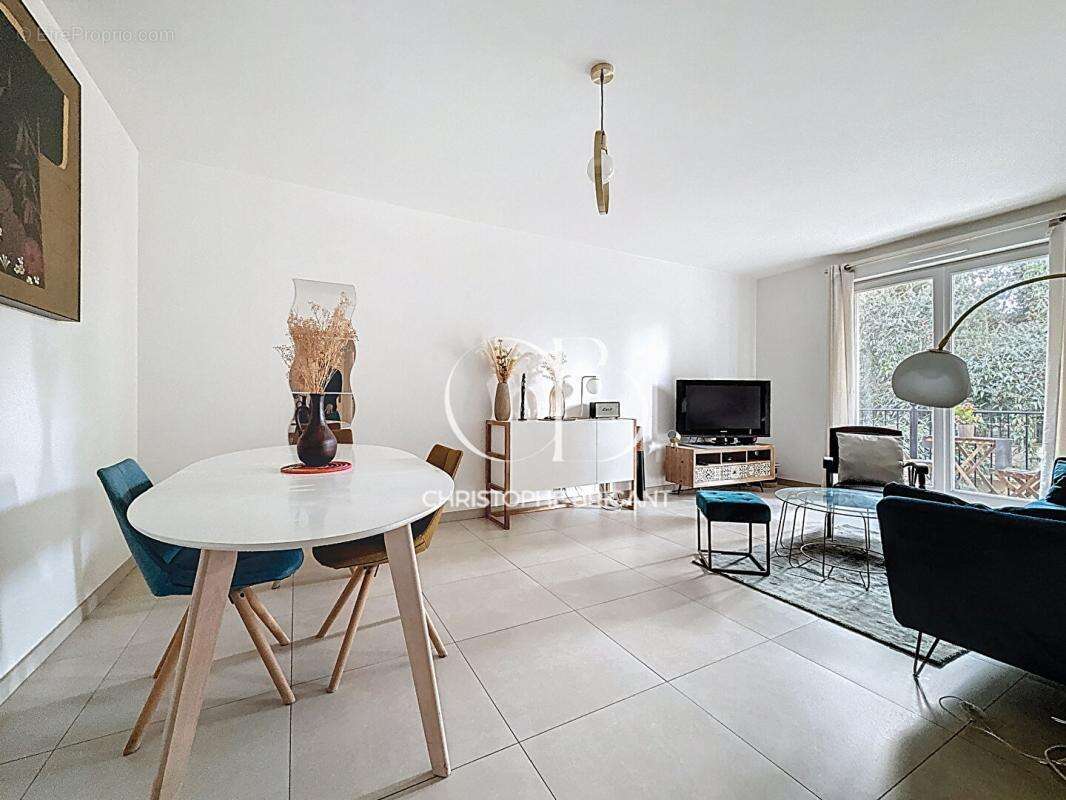 Appartement à VILLEJUIF