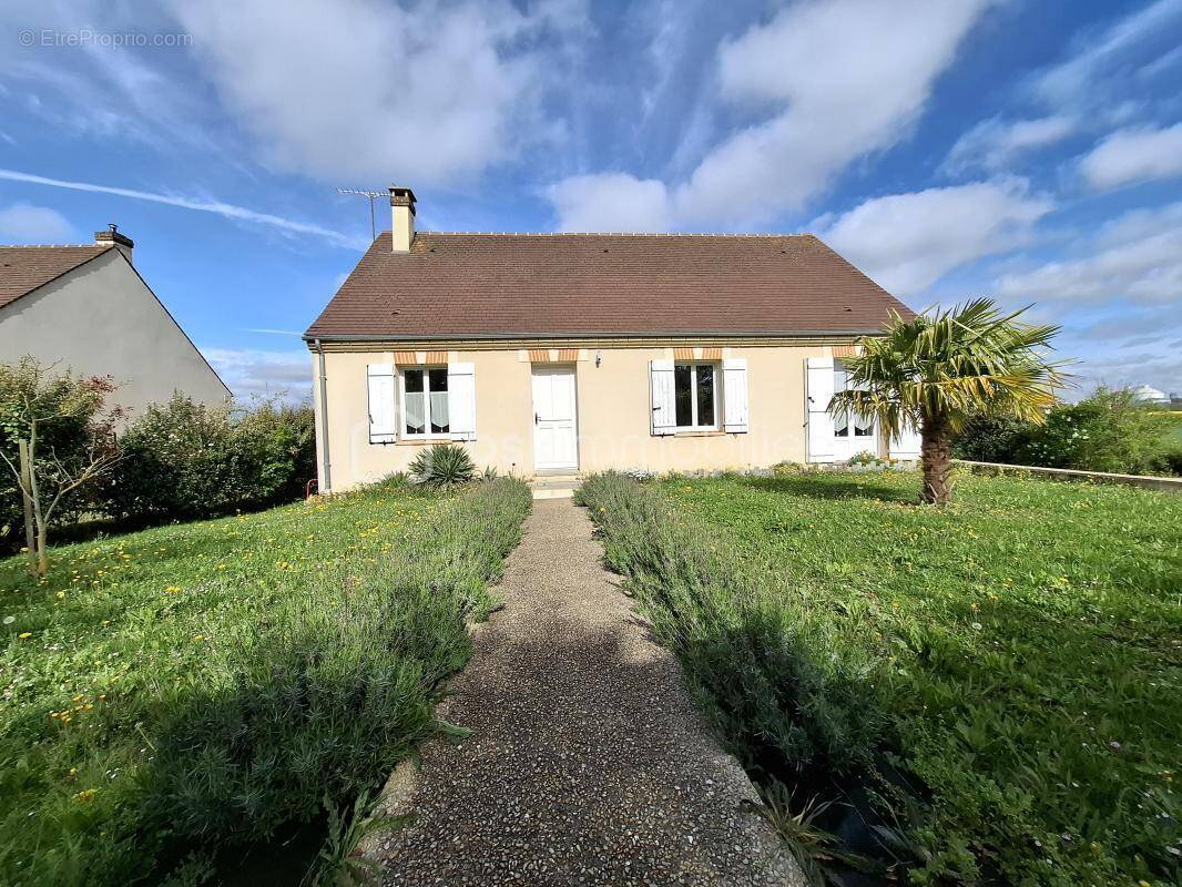 Maison à DADONVILLE