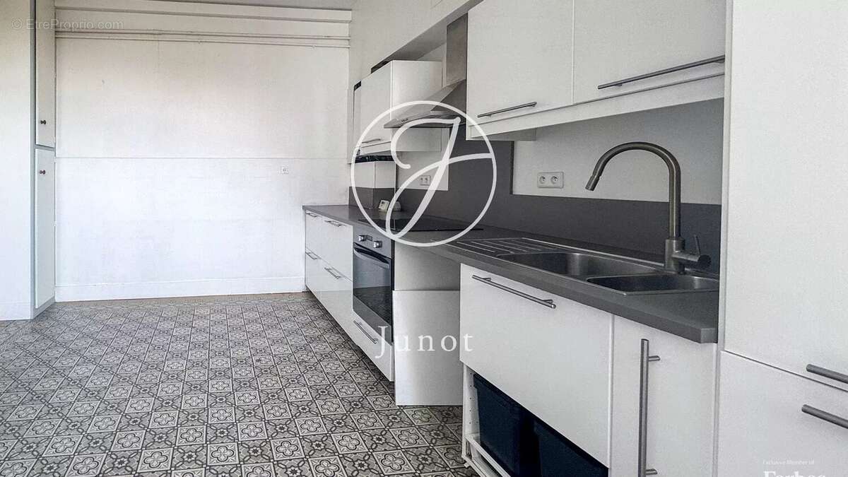 Appartement à LA MADELEINE