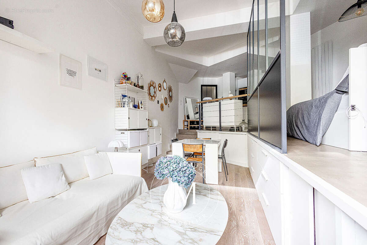 Appartement à MONTROUGE