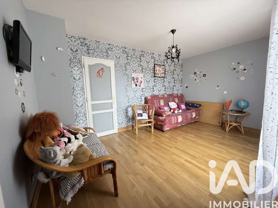 Photo 8 - Maison à CRECY-LA-CHAPELLE