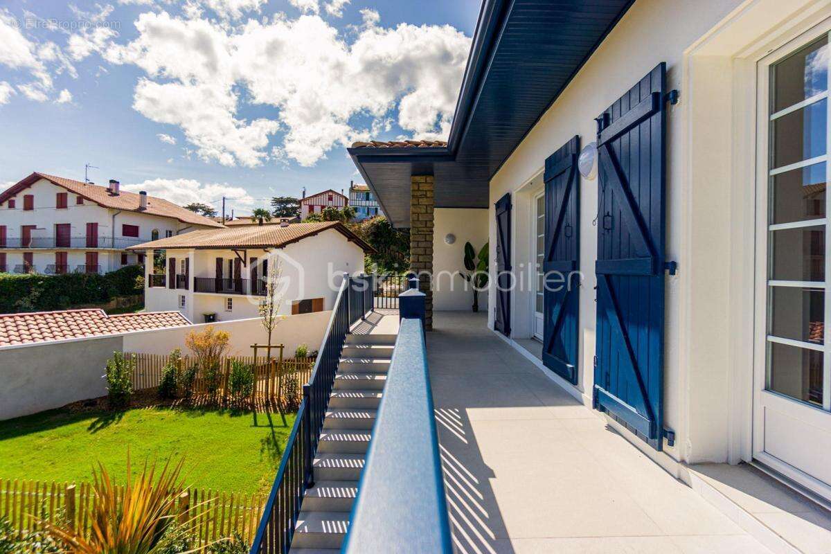 Saint Jean de Luz - Appartement T4 avec jardin - photo 2