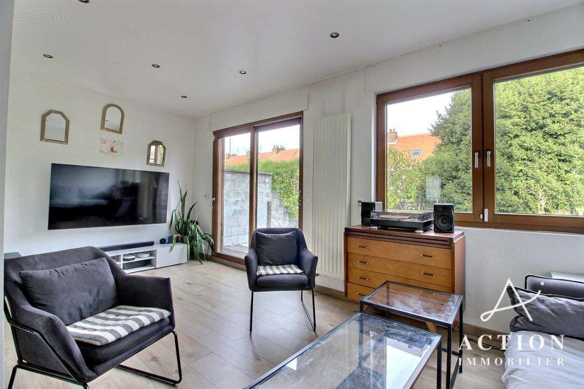 Maison à FACHES-THUMESNIL