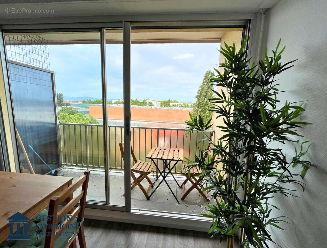 Appartement 38 m² à Mulhouse  - photo 3