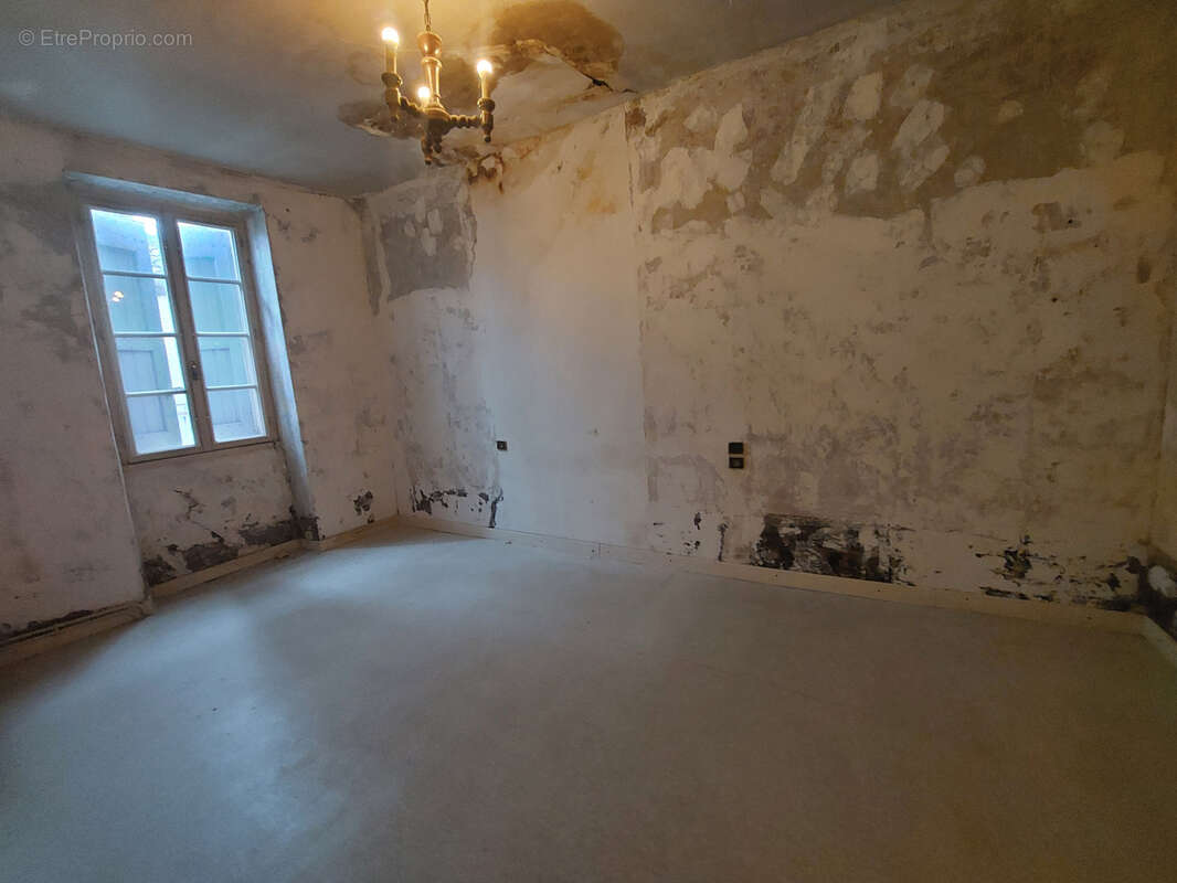 Maison à SAINT-AFFRIQUE