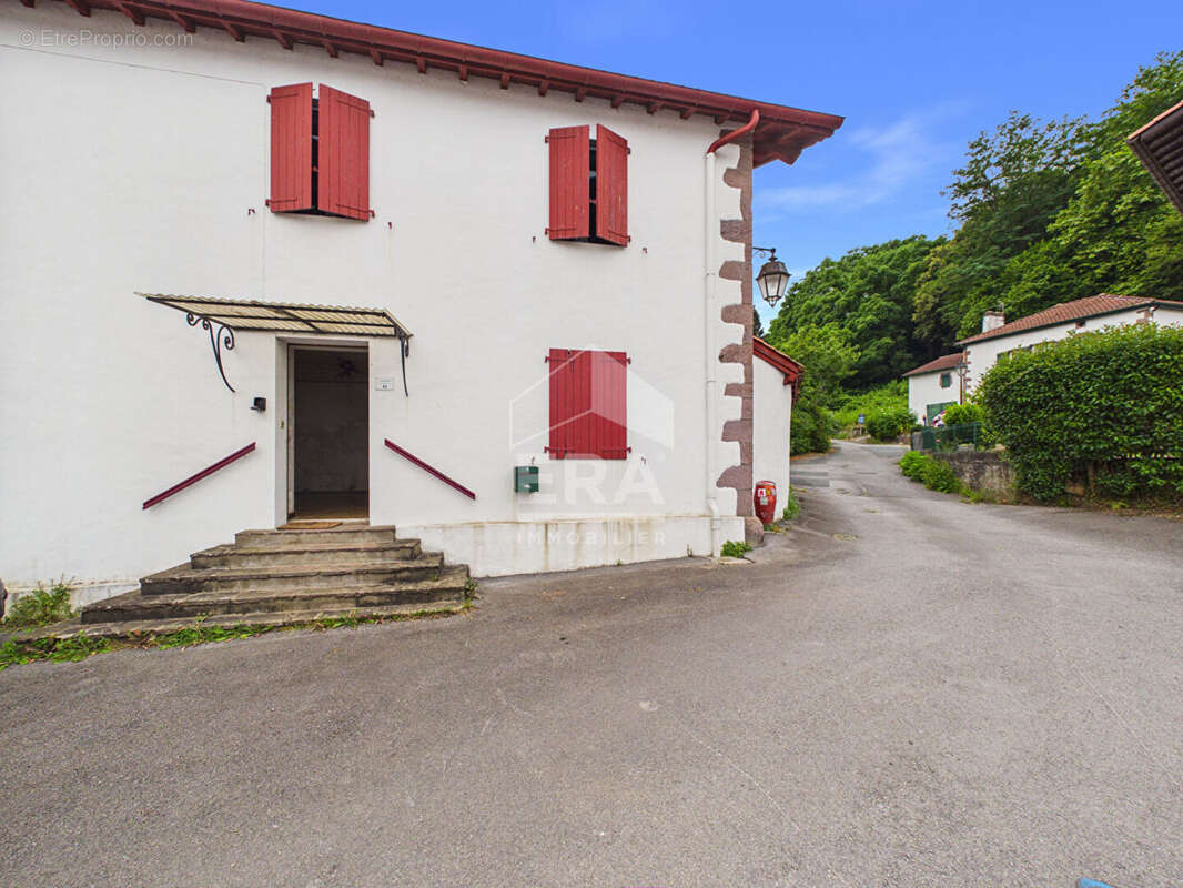 Appartement à SAINT-MARTIN-D'ARROSSA