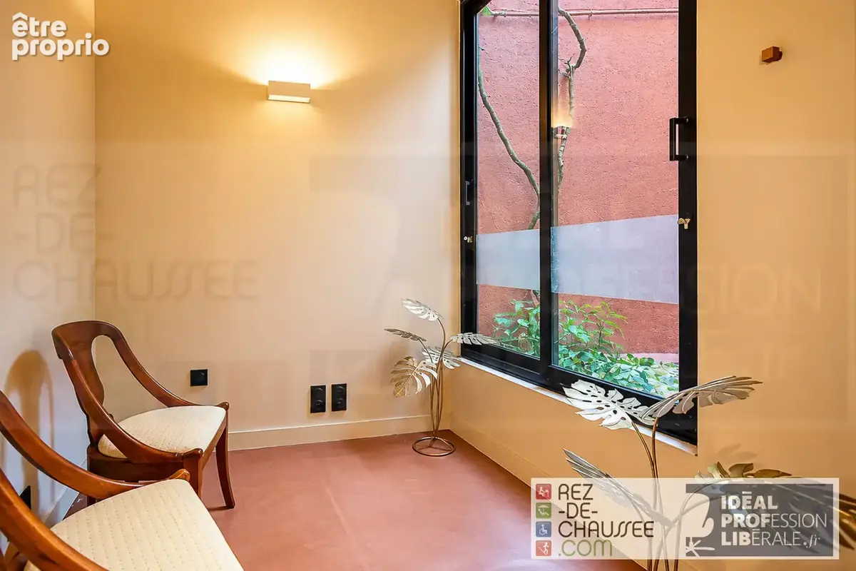 Triangle d'or - bureaux de 145m2 pour profession libérale - photo 14