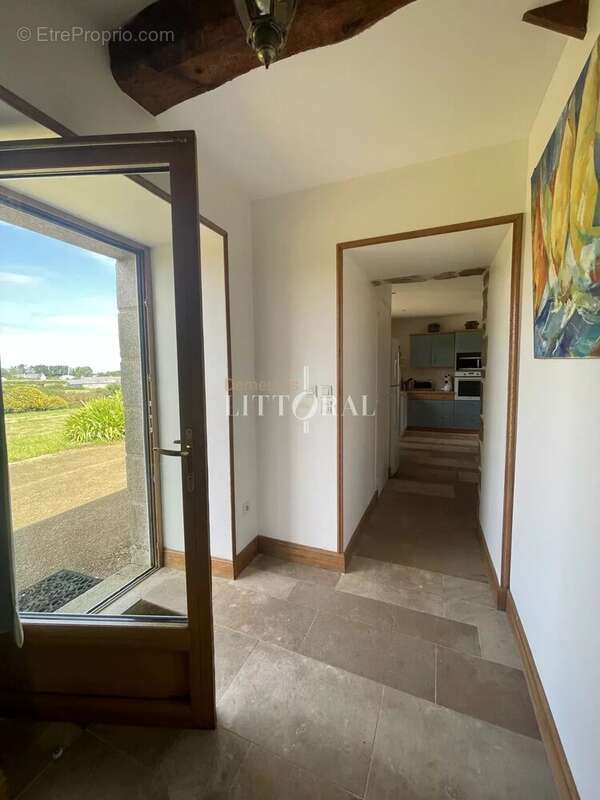 Maison à PLOUGRESCANT