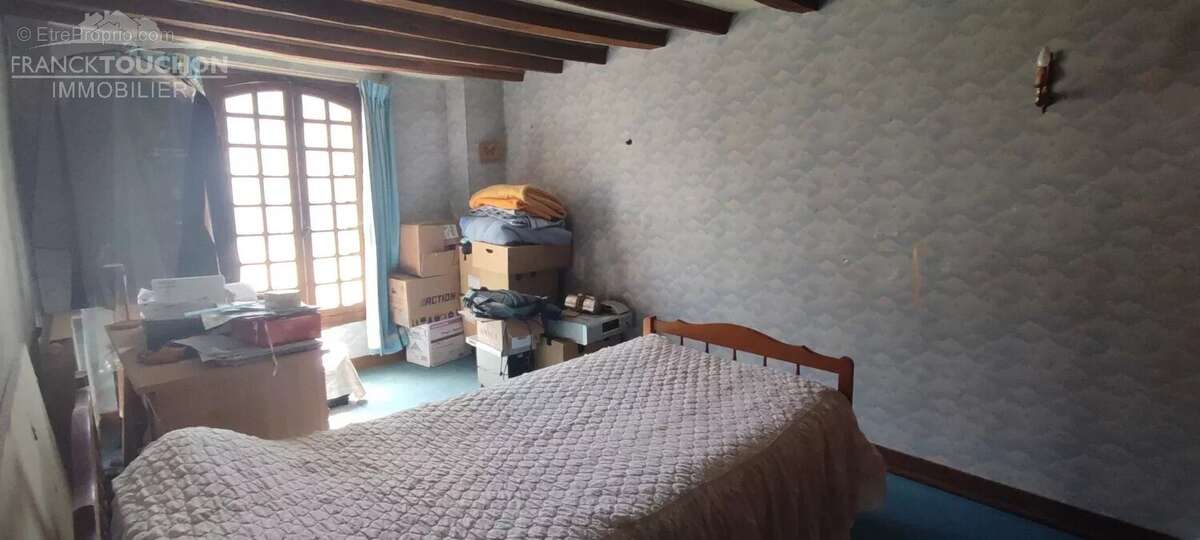 Maison à PERS-EN-GATINAIS