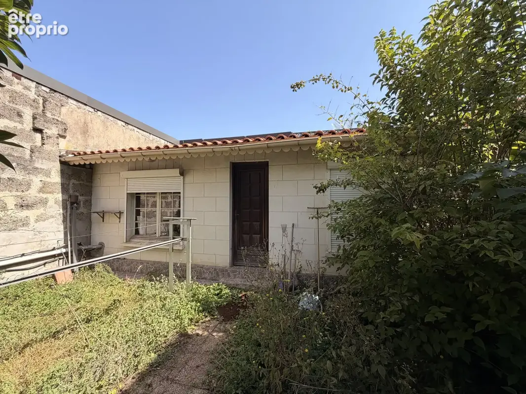 Maison avec jardin, dépendance, garage - photo 5