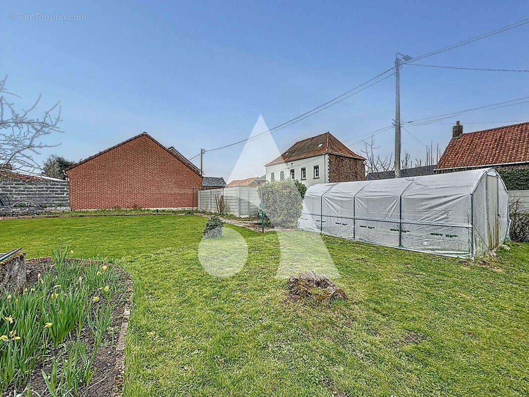 Maison à BRUILLE-SAINT-AMAND