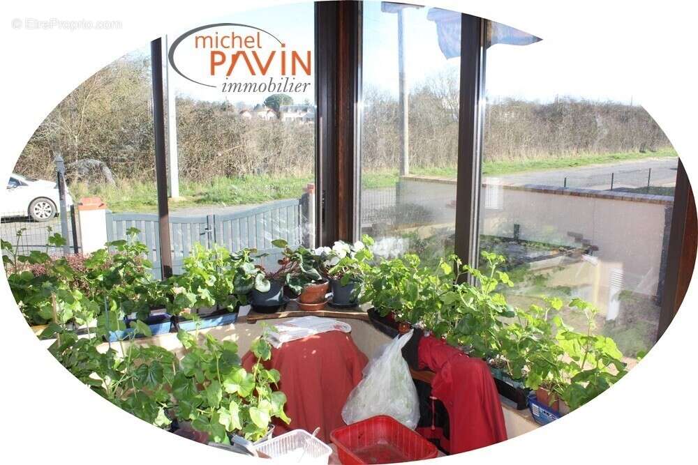 Maison à LA GUERCHE-SUR-L'AUBOIS