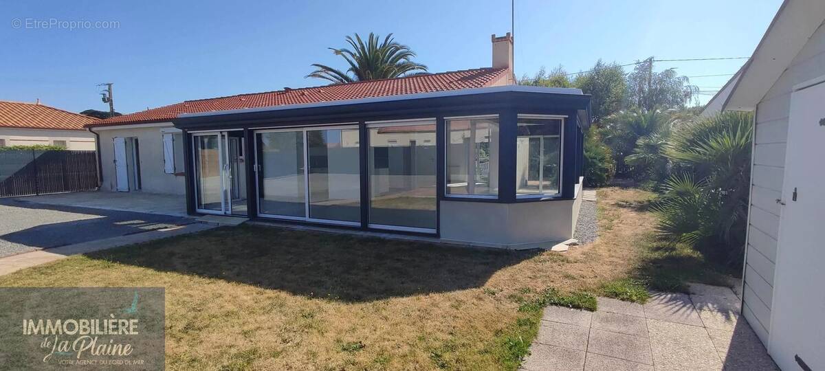 PLAIN-PIED 5 pièces - 3 chambres - 850m de la mer - photo 9